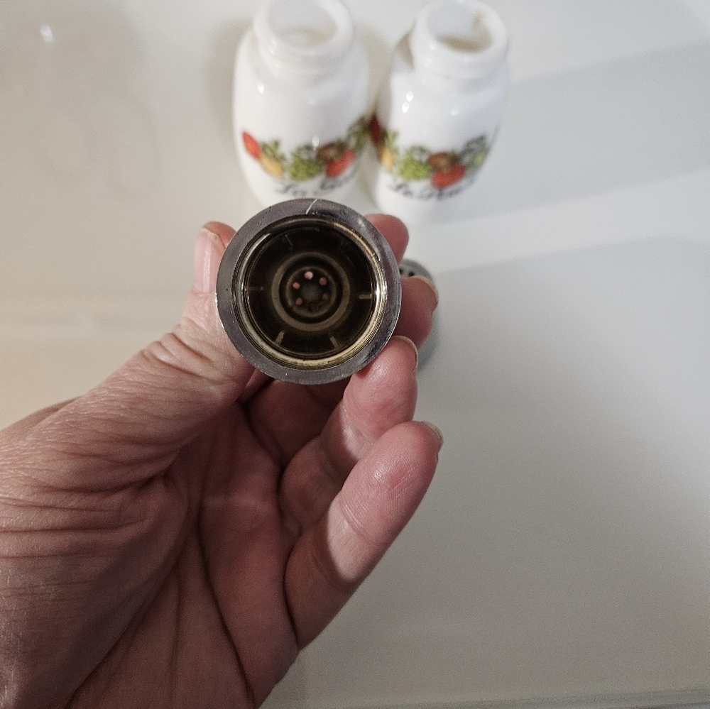 Le Poivre & Le Sel White Ceramic Salt and Pepper Shakers with Fruit Motif - Picture 6 of 6